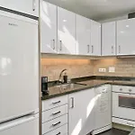 Spectacular Sea Views, 2 Bed,2 Bath Nerja