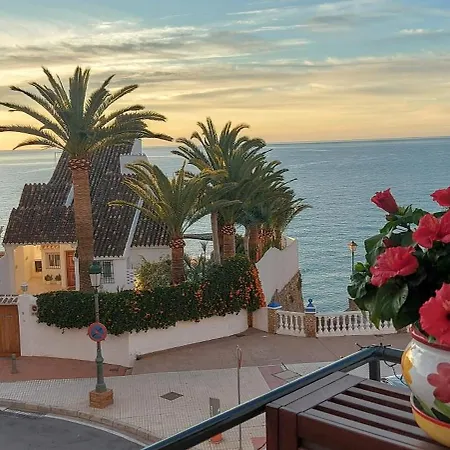 Spectacular Sea Views, 2 Bed,2 Bath Nerja