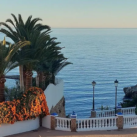 Spectacular Sea Views, 2 Bed,2 Bath Apartamento Nerja