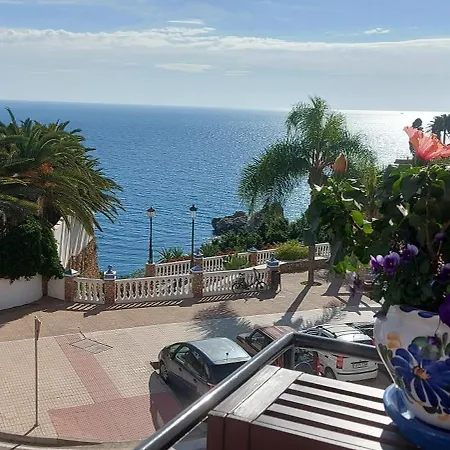 Spectacular Sea Views, 2 Bed,2 Bath
