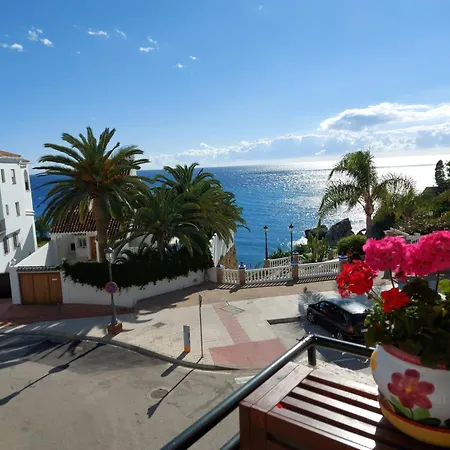 Spectacular Sea Views, 2 Bed,2 Bath Appartamento *